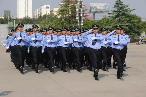 濮阳中原文化宫聚集了这么多警察 发生什么事了